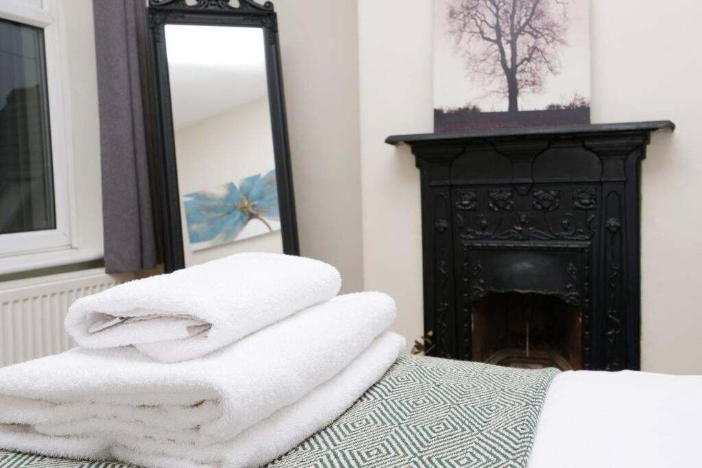 Villa The River Walk House York Extérieur photo